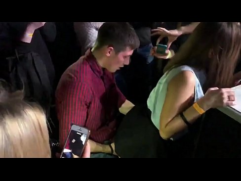 ❤️ ഒരു റഷ്യൻ നിശാക്ലബിൽ യഥാർത്ഥ ലൈംഗികത. 18 വയസ്സുള്ള റഷ്യൻ പെൺകുട്ടി മലദ്വാരത്തിലും യോനിയിലും ഒരു നിശാക്ലബ്ബിൽ ഭോഗിച്ചു ❤ ക്വാളിറ്റി സെക്സ് ml.superpornpics.ru ❌️❤